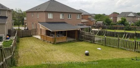 For Lease - 39 Seahorse Avenue, Brampton, Ontario - Photo 4