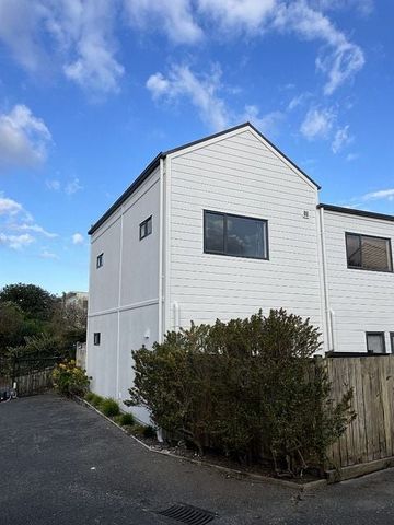 Beautiful Renovated 2 Bedroom in Mt Wellington - Photo 5