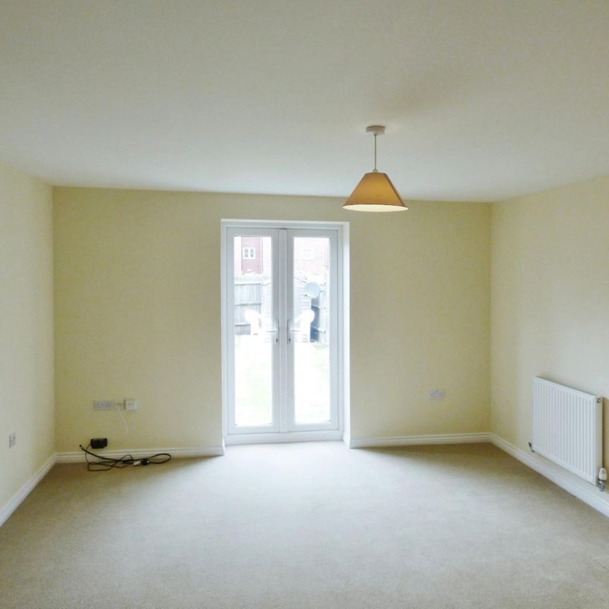 Huxley Court, Stratford-upon-Avon - Photo 1