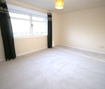 Main Street, Spacious 2 Bed Unfurnished Maisonette Apartment, Barrh... - Photo 4