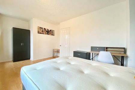 Beverley Road, NORWICH - Photo 5