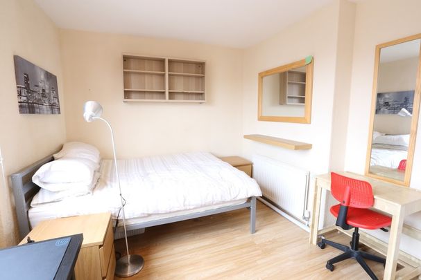 Ivanhoe House – Room 4 - Photo 1