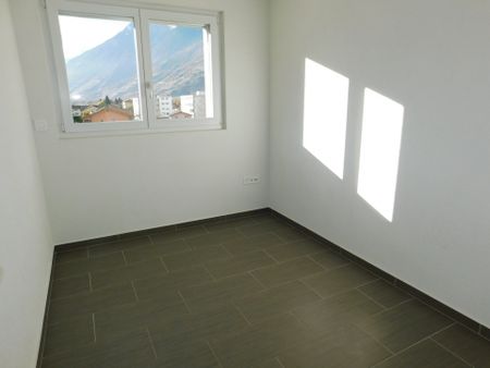 MAGNFIQUE ATTIQUE TRAVERSANT DE 3.5PCES + DRESSING - Photo 3