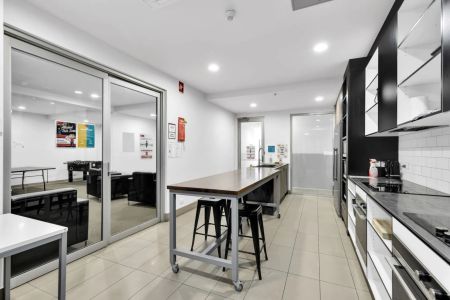 Unit 504/304 Waymouth Street, - Photo 5