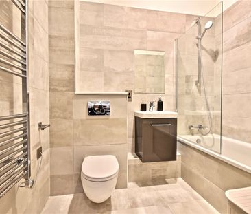 Challenge Court, Leatherhead, Surrey, KT22 7GS - Photo 1