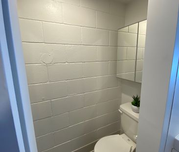 Chambre avec salle de bain privée - Photo 6