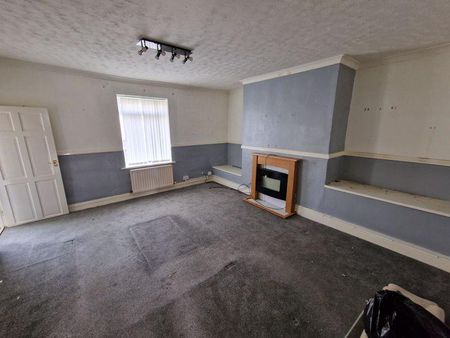 2 bedroom terraced house to rent - Photo 2
