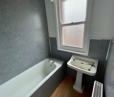 3 bedroom maisonette to rent Albert Terrace, Eastbourne, BN21 - Photo 5