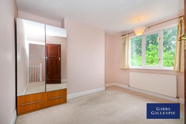 3 bedroom terraced house to rent - Photo 1