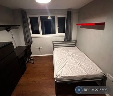 1 bedroom in a house share to rent - Photo 5