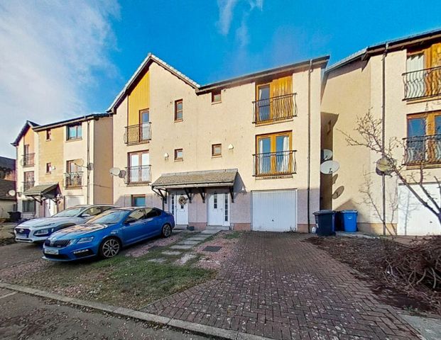 Constitution Crescent, Dundee - Photo 1