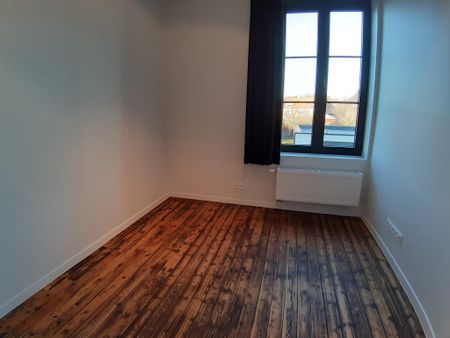 Knap gerenoveerde woning met strak interieur en zonnig terras - Photo 3