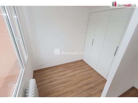 Pronájem bytu 2+kk 60 m², Veltruská 532, Praha - Фото 4