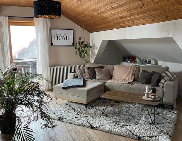 Dachgeschoss Wohnung - Foto 1