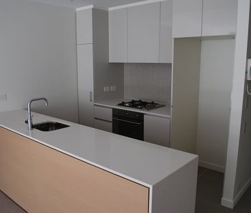 G10/70 Queens Road, Melbourne VIC 3004 - Photo 1