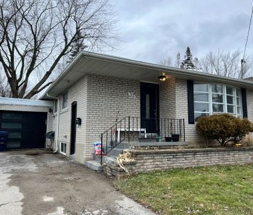 For Lease - 32 Fintona Avenue Unit# Main, Toronto, Ontario - Photo 1