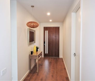 EXECUTIVE LIVING IN WEST WODONGA! - Photo 1