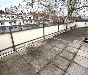 Dommayergasse!!! Klimatisierte DG-Whg ohne Schrägen mit 29m² Terrasse - Foto 1