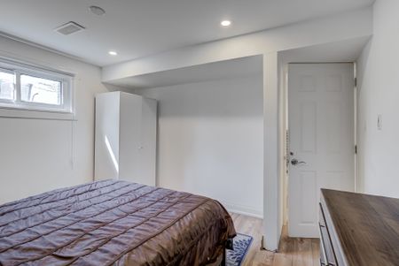 For Lease - 484 Kelvedon Mews, Mississauga, Ontario - Photo 4