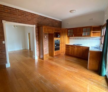 43 Bowen Street, Moonee Ponds VIC 3039 - Photo 3