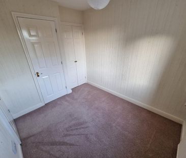 2 bedroom property to rent - Photo 3