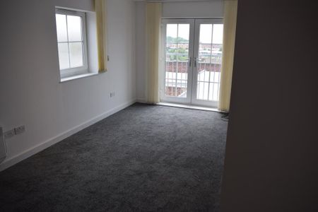 2 bedroom apartment to rent - Photo 4
