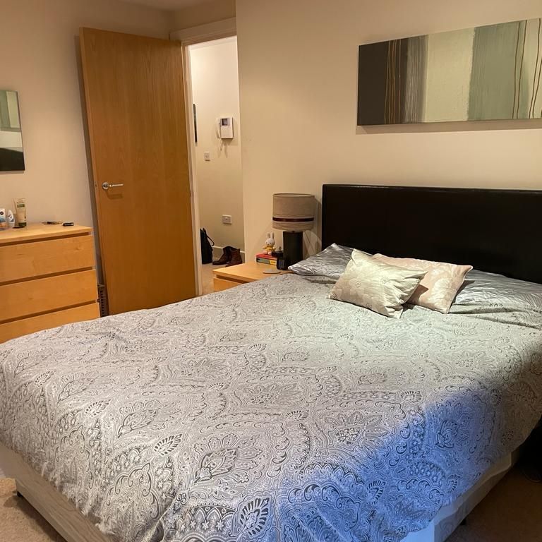 Kings Road, SWANSEA - Photo 1