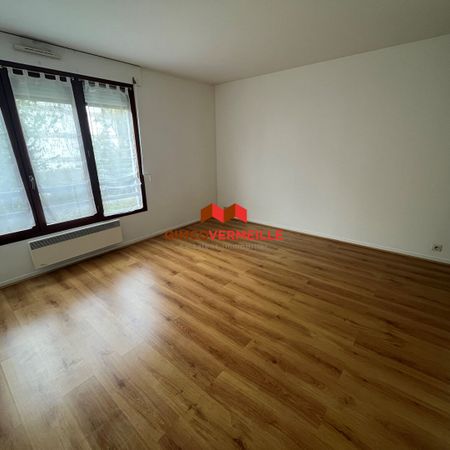 Location Appartement 1 pièce 24m² - Photo 3