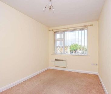 Davyhulme Circle, Davyhulme, Manchester, M41 - Photo 2