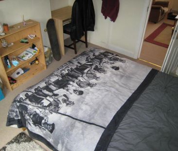 4 bedroom terraced house to rent - Photo 4