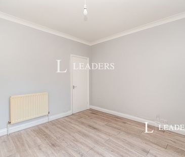 2 bedroom house to rent Ivy Road, Southampton, SO17 - Photo 2