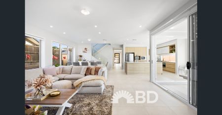 Luxury Living With Private Ensuites for All - Photo 5