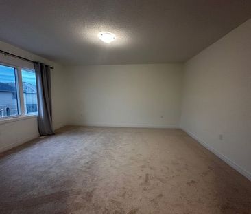 For Lease - 74 Witteveen Drive, Brantford, Ontario - Photo 6