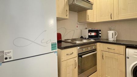 1 bedroom flat to rent - Photo 4