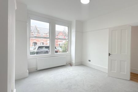 Kilmorie Road, London, SE23 - Photo 4