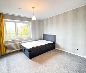 Einziehen & wohlfühlen – teilmöblierte 3-Zimmer-Wohnung mit Balkon - Foto 1