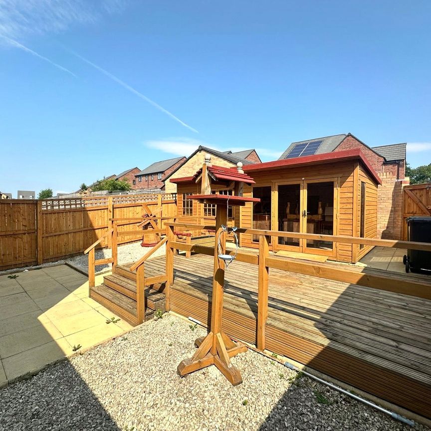 4, Sakura Walk, Seacroft, Leeds, West Yorkshire, LS14 6WP - Photo 1