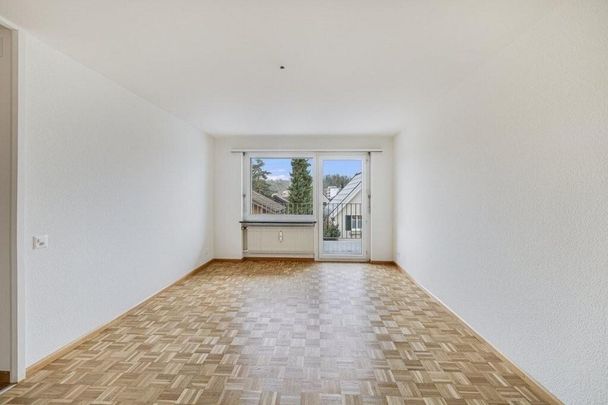 Stylish living in Allschwil - Photo 1