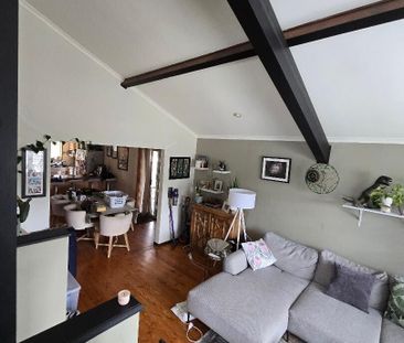 Endeavour Hills - Photo 1