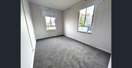 Welcome to this fully renovated 3 bedroom home in Norlane. - Photo 4