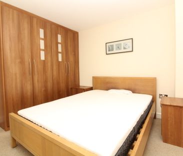 1 Bedroom Apartment - Photo 6