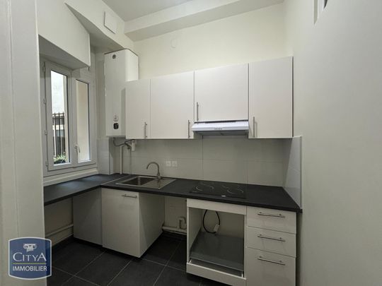 Location Appartement 2 pièces 41m² PARIS 18ème - Photo 1