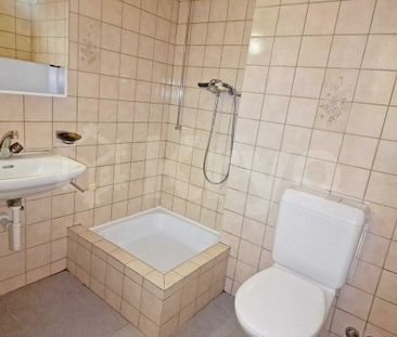 Industry 34 3 rooms under roof A NET RENT OFFERED - Photo 3