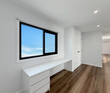 Exceptional Design, Effortless Living - Photo 5