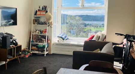 2BR Kilbirnie Flat - Photo 4