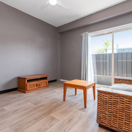 4/545 Glebe Road, Adamstown NSW 2289 - Apartment For Rent | Domain - Photo 3