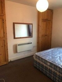 1 bed Studio - To Let - Photo 1