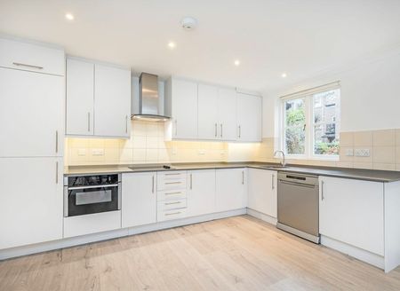 Brompton Park Crescent - Photo 4