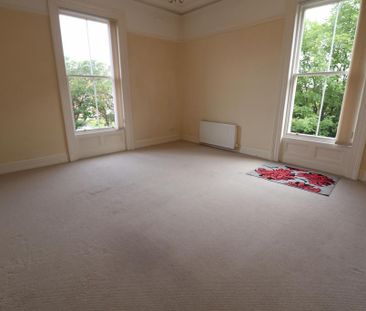 2 bedroom property to rent - Photo 3