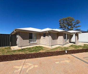 Modern Living Made Easy – Your Dream Home Awaits! - Photo 1